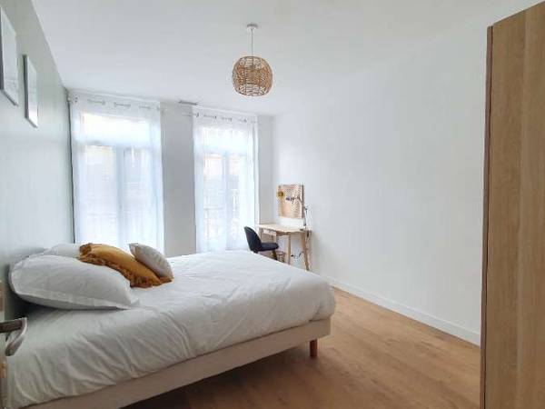 Coliving / Appartement 6 pièces de 138 m², Marseille, Rue Montgrand / Photo 13