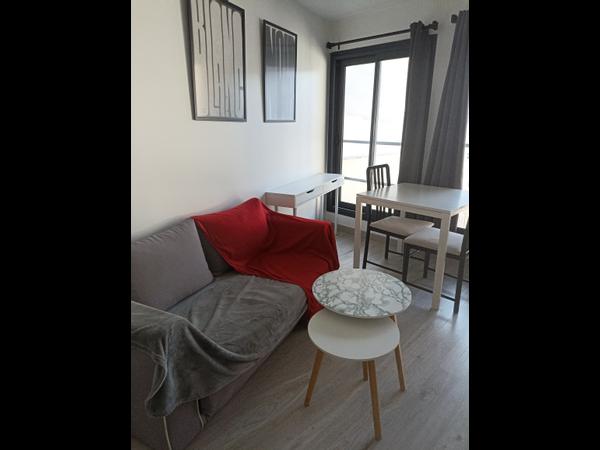 Location / Hôtel particulier 2 pièces de 30 m², Issy-les-Moulineaux, Boulevard Rodin / Photo 2