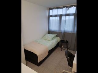 Colocation / Appartement 5 pièces de 70 m², Évry, Résidence du Parc de Petit Bourg