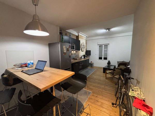 Colocation / Appartement 4 pièces de 80 m², Bordeaux, Rue Dumonteil / Photo 2