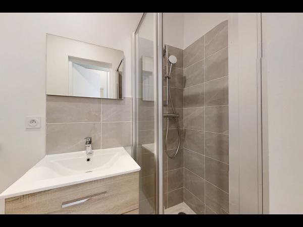 Colocation / Appartement 10 pièces de 126 m², Lille, Rue Caumartin / Photo 10