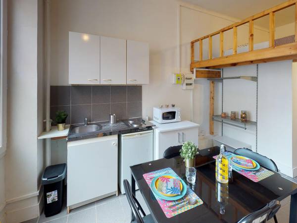 Location / Appartement 1 pièce de 21 m², Lyon, Bis Rue Salomon Reinach / Photo 7