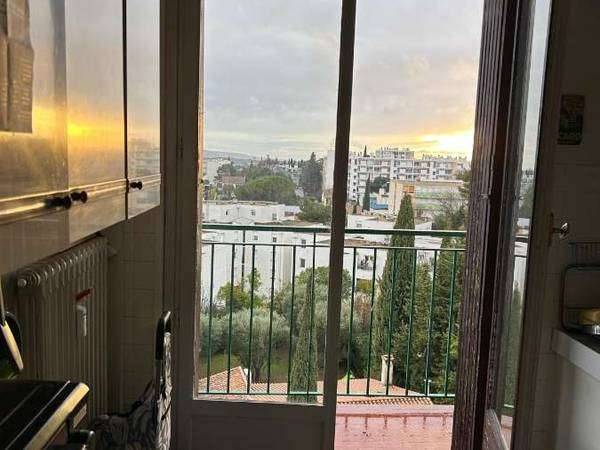 Colocation / Appartement 5 pièces de 100 m², Montpellier, Rue de la Tour Buffel / Photo 8