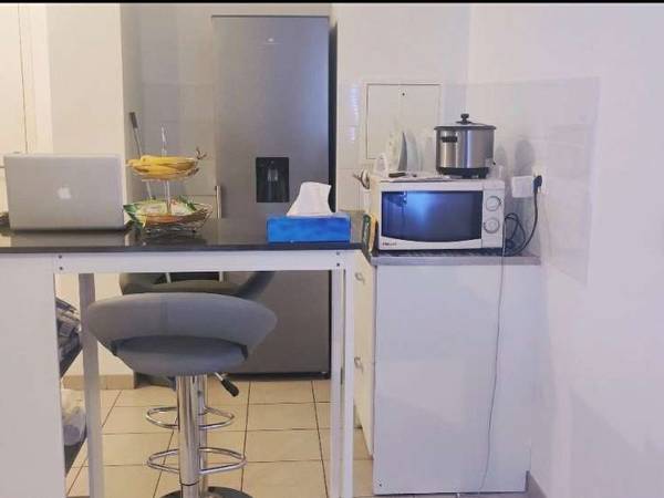 Colocation / Appartement 1 pièce de 45 m², Bagnolet, Rue Anatole France / Photo 3