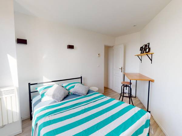 Colocation / Appartement 4 pièces de 73 m², Toulon, Avenue Philippe Lebon / Photo 2