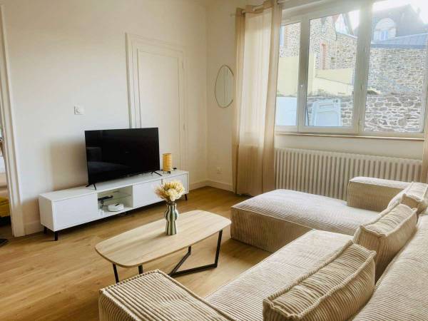 Flatsharing / 5-bedroom house · 105 m², Fougères, Boulevard Jean Jaurès / Photo 2