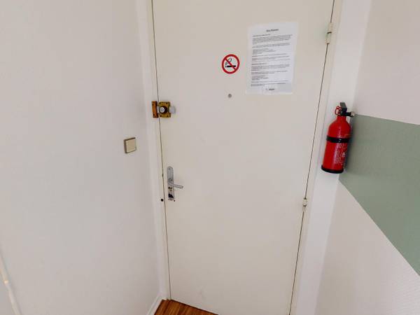 Location / Appartement 1 pièce de 14 m², Toulouse, Rue Pharaon / Photo 2