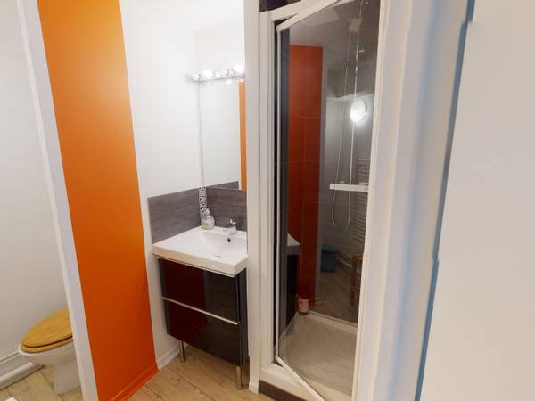 Location / Appartement 1 pièce de 14 m², Toulouse, Rue Pharaon / Photo 10