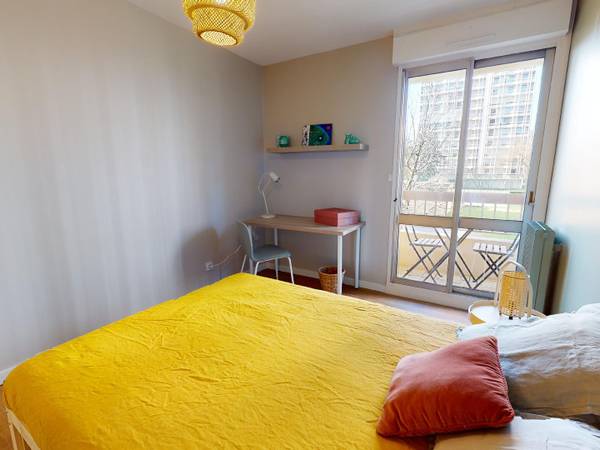 Colocation / Appartement 5 pièces de 82 m², Villeurbanne, Rue de la Baïsse / Photo 2