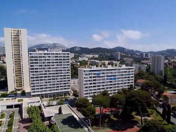Colocation / Appartement 4 pièces de 81 m², Marseille, Traverse de la Gaye / Photo 2