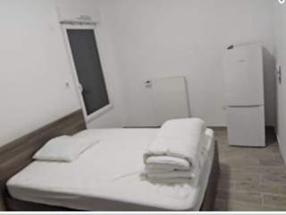 Room share, 3 rooms apartment, Poissy