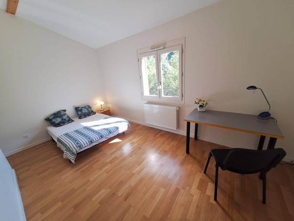 Colocation / Maison 6 pièces de 135 m², Dommartin, Allée de la Chênaie / Photo 2