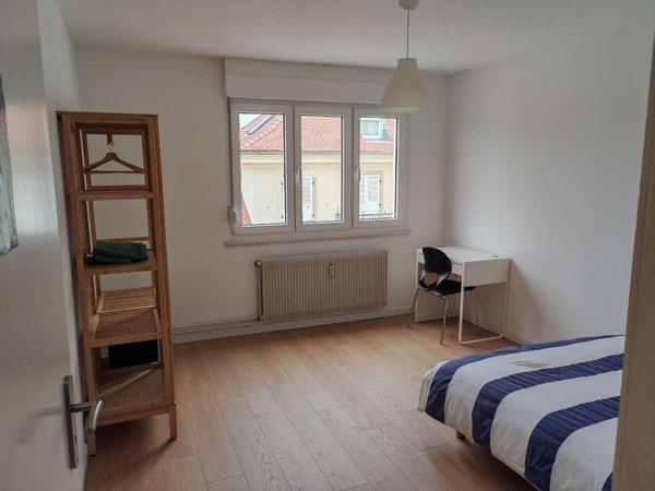 Colocation / Appartement 4 pièces de 85 m², Strasbourg, Rue de la Gravière / Photo 6