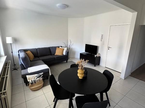 Colocation / Appartement 8 pièces de 130 m², Braine-l'Alleud, Chaussée Reine Astrid / Photo 2