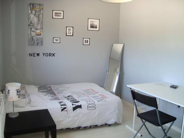 Chambre chez l'habitant / Maison 5 pièces de 103 m², Saint-Priest, Rue Claude Berri / Photo 2