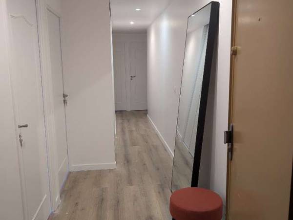 Colocation / Appartement 5 pièces de 91 m², Aulnay-sous-Bois, Place de l'Eglise / Photo 1