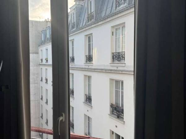 Colocation / Appartement 3 pièces de 60 m², Paris, Rue Leneveux / Photo 9