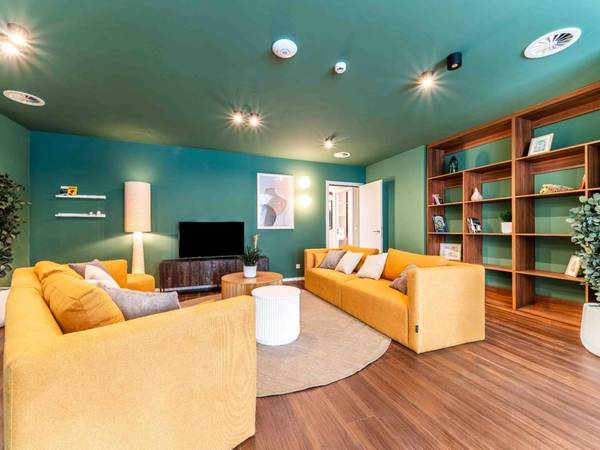 Colocation / Appartement 9 pièces de 364 m², Woluwe-Saint-Lambert, Rue Neerveld 107 / Photo 2