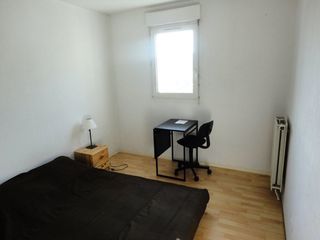 Colocation / Appartement 3 pièces de 50 m², Cergy, Rue Des Italiens