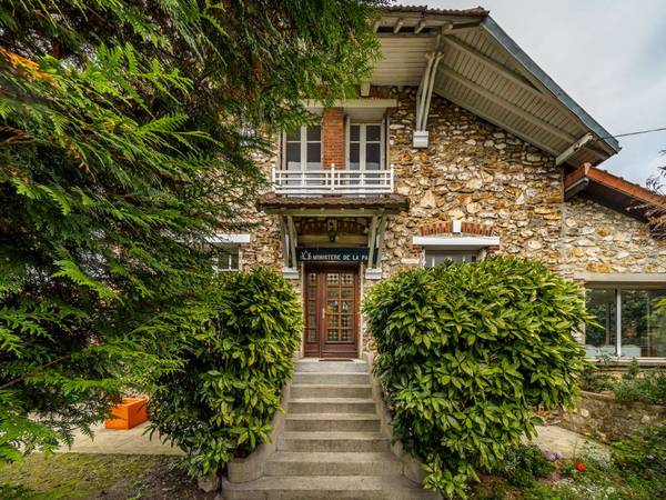 Résidence étudiante / Appartement 5 pièces de 180 m², Soisy-sous-Montmorency, Rue Rabelais / Photo 2
