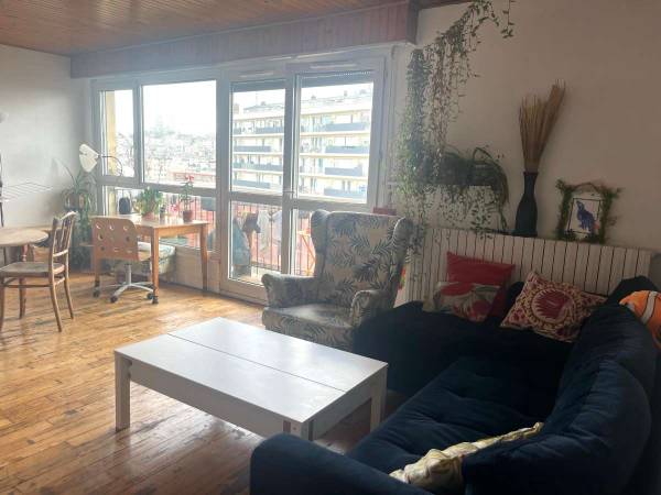 Colocation / Appartement 7 pièces de 84 m², Paris, Rue des Poissonniers / Photo 2