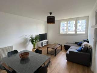 Colocation / 5 rooms apartment · 74 m², Cholet, Rue du Docteur René Laennec