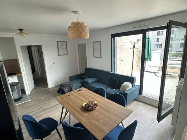 Colocation / Appartement 7 pièces de 107 m², Asnières-sur-Seine, Rue Eugénie Eboué / Photo 2
