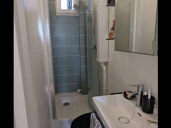 Sous-location / Appartement 2 pièces de 27 m², Pantin, Rue Denis Papin / Photo 4