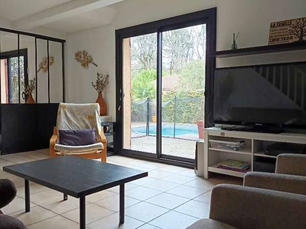 Colocation / Maison 7 pièces de 130 m², Pessac, Rue Bellevue / Photo 2