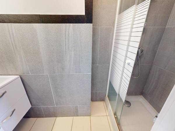 Colocation / Appartement 6 pièces de 110 m², Pessac, Résidence Camponac / Photo 12