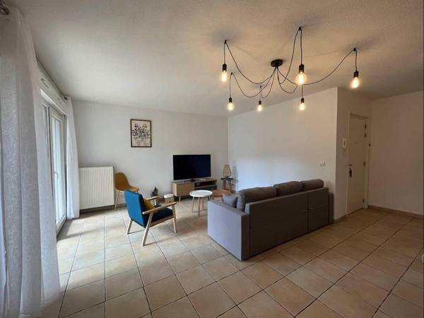 Colocation / Appartement 5 pièces de 102 m², Gaillard, Rue de Geneve / Photo 2