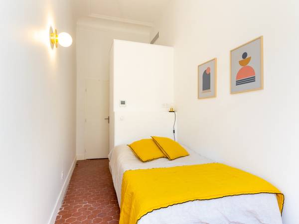 Colocation / Appartement 8 pièces de 160 m², Marseille, Cours Lieutaud / Photo 2