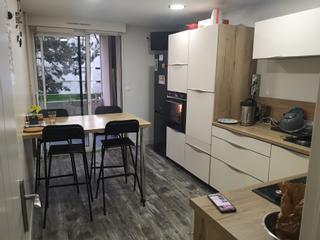 Casa partilhada / 5 rooms apartment · 103 m², Rennes, Rue d'Espagne