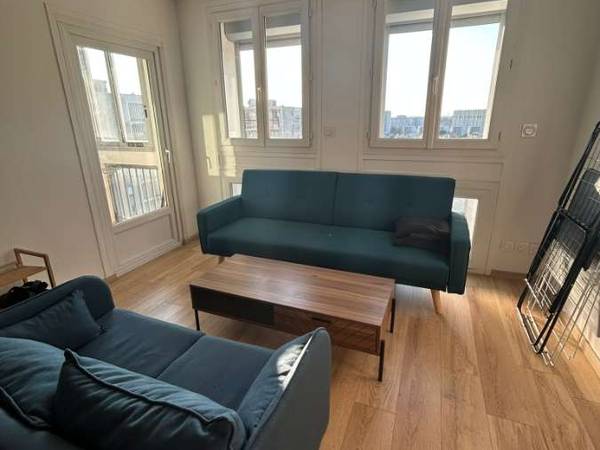 Colocation / Appartement 5 pièces de 68 m², Toulouse, Rue Jules Amilhau / Photo 2