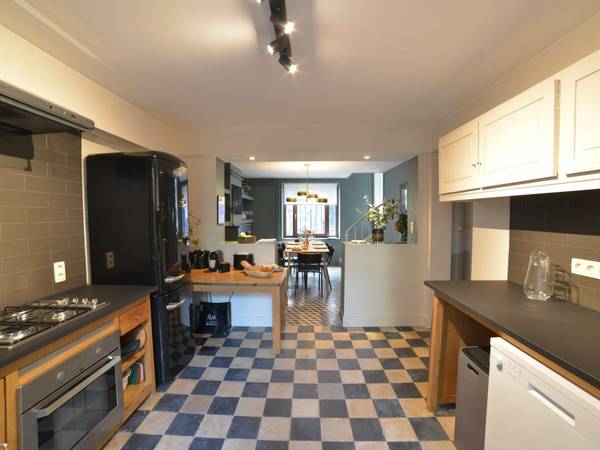 Colocation / Appartement 8 pièces de 225 m², Woluwe-Saint-Lambert, 94, Rue Saint-Henri - 1200 Bruxelles, / Photo 8