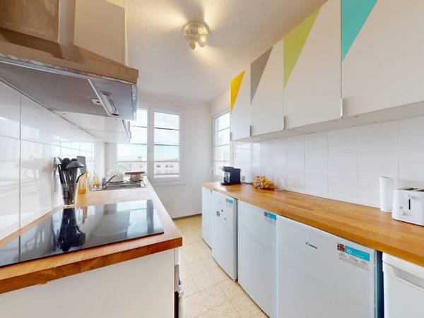 Flatsharing / 5-bedroom flat · 80 m², Lyon, Avenue Barthélémy Buyer / Photo 2
