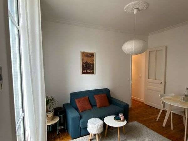 Location / Immeuble 1 pièce de 40 m², Paris, Rue Houdart de Lamotte / Photo 2