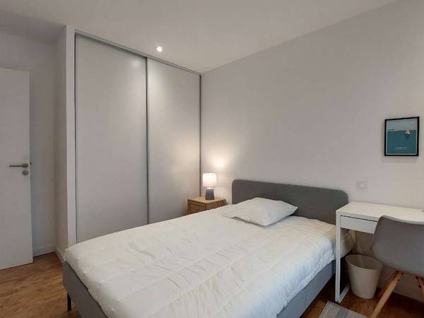 Colocation / Appartement 4 pièces de 77 m², Tarbes, Rue Pierre Loti / Photo 4