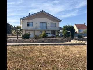 Colocation / 7 rooms apartment · 160 m², Besançon, 8 Chemin de la Providence