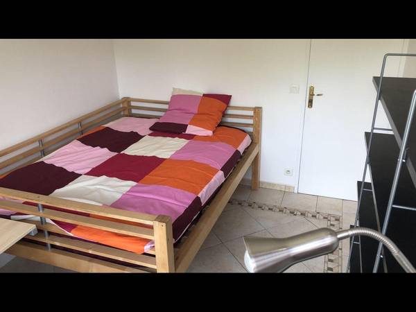 Colocation / Appartement 5 pièces de 105 m², Cachan, Rue Camille Desmoulins / Photo 2