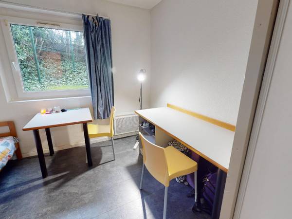 Location / Appartement 1 pièce de 17 m², Reims, Bis Avenue Henri Farman / Photo 2