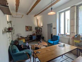 Sous-location / 4 rooms apartment · 70 m², Marseille, Rue de l'Arc