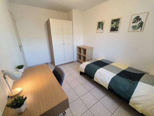 Coliving / Appartement 4 pièces de 67 m², Grenoble, Allée des Romantiques / Photo 2