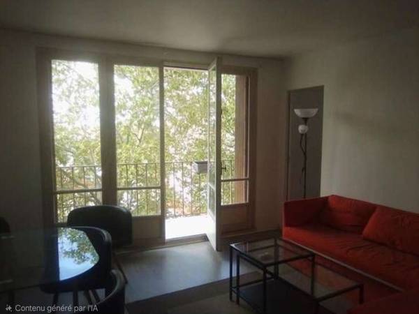 Colocation / Appartement 4 pièces de 67 m², Aubervilliers, Avenue Victor Hugo / Photo 2