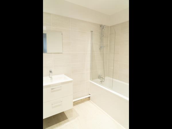 Colocation / Appartement 6 pièces de 76 m², Caen, Avenue Professeur Horatio Smith / Photo 8