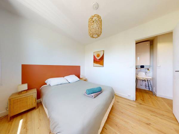 Colocation / Appartement 5 pièces de 85 m², Marseille, Boulevard de Roux Prolongé / Photo 2