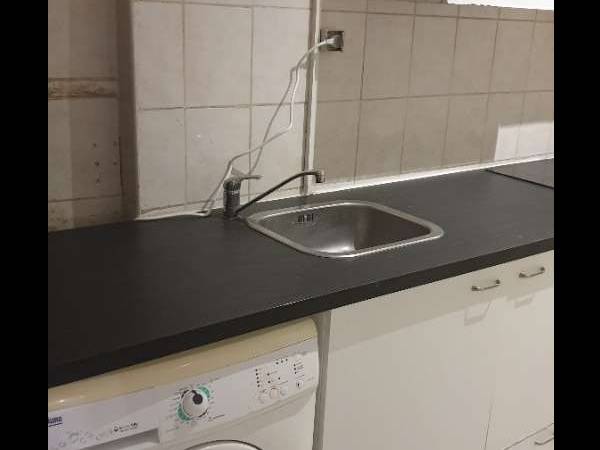 Colocation / Immeuble 3 pièces de 50 m², Marseille, Boulevard Garibaldi / Photo 2