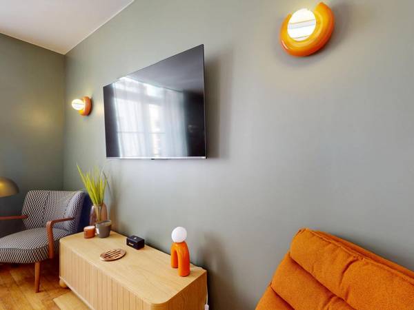 Colocation / Appartement 6 pièces de 127 m², Reims, Rue Bertin / Photo 2