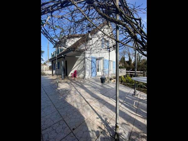 Colocation / Maison 9 pièces de 200 m², Nemours, Rue de la Croix de Mission / Photo 9