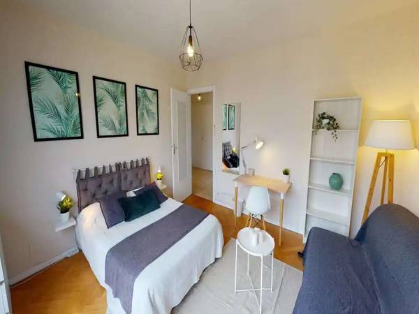 Colocation / Appartement 5 pièces de 70 m², Lyon, Rue d'Arménie / Photo 2